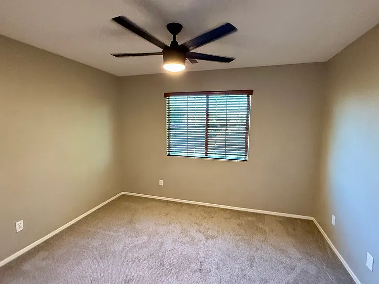 43810 W Lindgren Dr — Photo 24