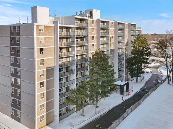 359 Geneva St #1004, Saint Catharines, ON L2N 2G5