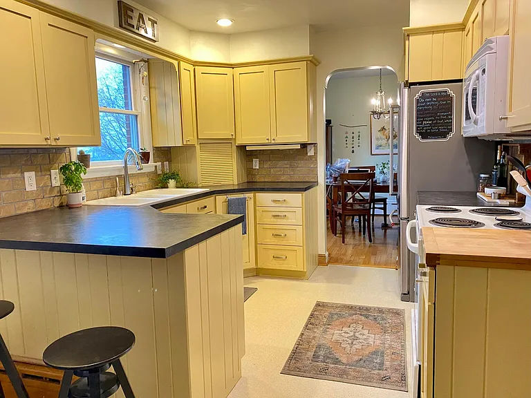 3875 Mount Clinton Pike — Photo 4