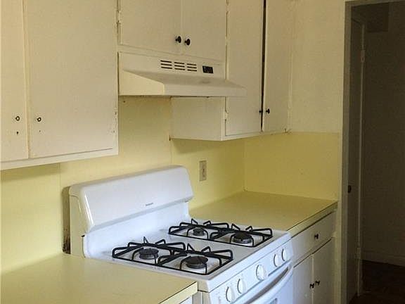 2nd image of 2304 Mission Hill Dr APT 104