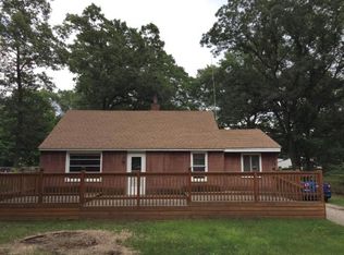 642 S Wolf Lake Rd, Muskegon, MI 49442