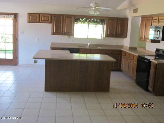 4th image of 7621 N 177th Ave