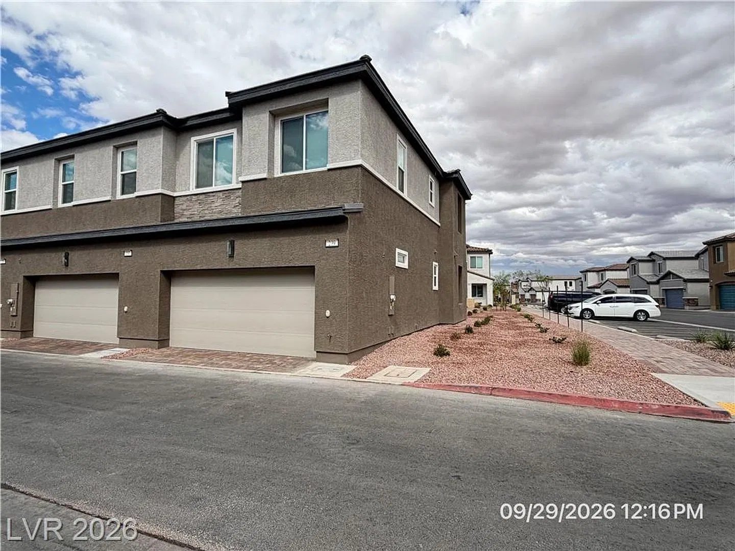 Brand-New 3-Bedroom Cadence Townhome with 2-Car Garage — Photo 2