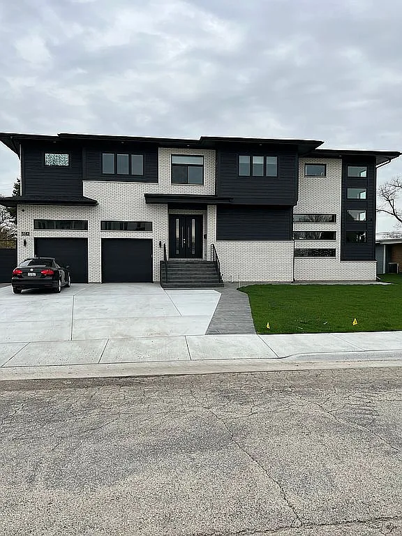 5142 N Mission Dr photo 1