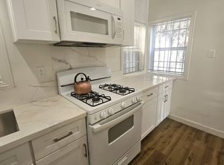 812 S Gramercy Dr #812, Los Angeles, CA 90005