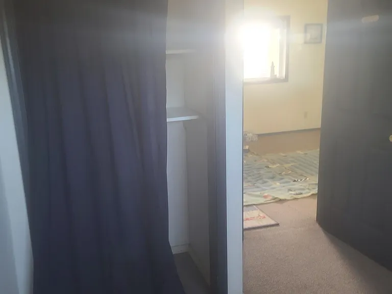 Middle bedroom Downstairs
