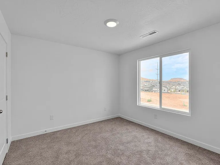 2133 S Wolverine Way — Photo 5