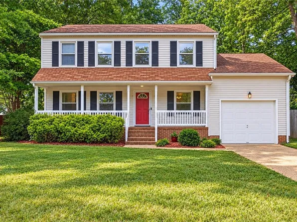 68 Michaels Woods Dr, Hampton, VA 23666