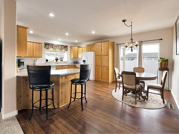 4th image of 200 Bridle Way Unit 164