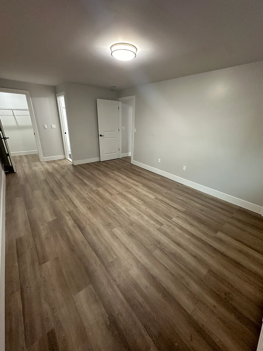 Building Photo - 282 Collins St #205