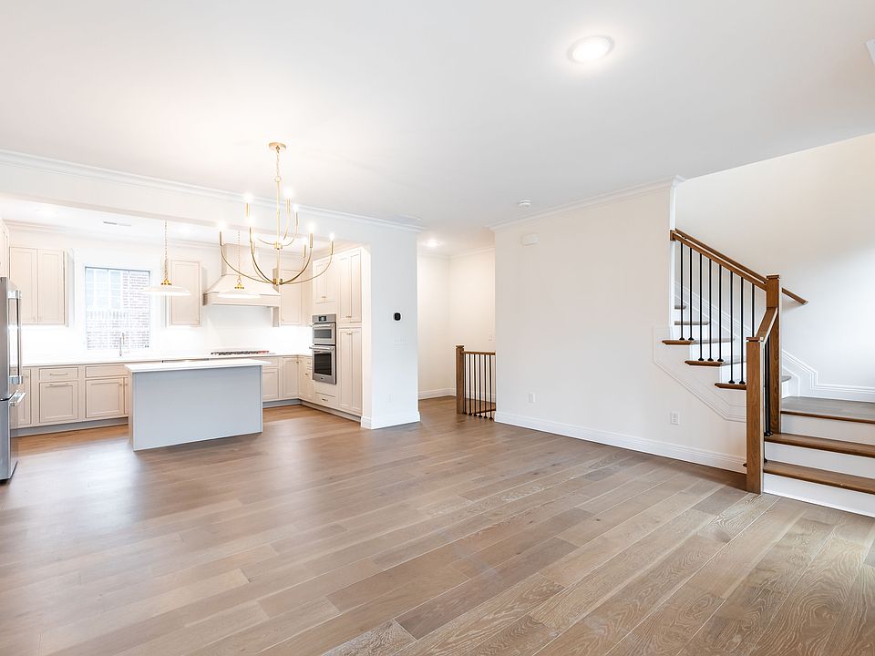 1st image of 3506 Shaw Ave #B