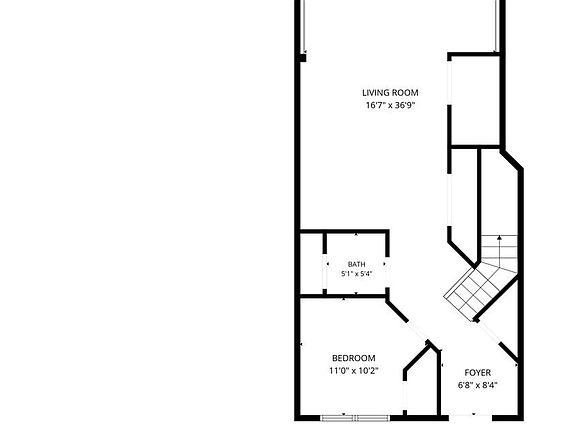 4th image of 18 Davis St