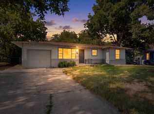 5573 Burton Ave, Fort Worth, TX 76119