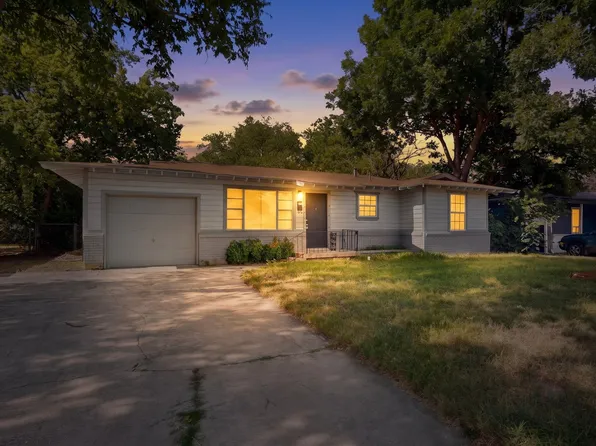 5573 Burton Ave, Fort Worth, TX 76119
