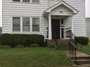 721 Porter St APT 2, Waukegan, IL 60085