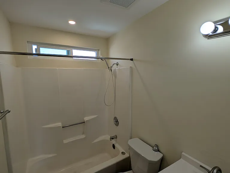 3088 Main St #A — Photo 12