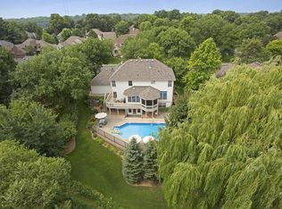 4490 Snail Lake Blvd, Shoreview, MN 55126