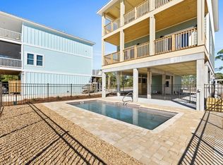 140 Red Hawk Ln, Port Saint Joe, FL 32456