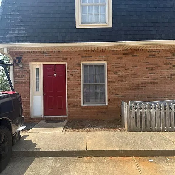 3730 Old Flowery Branch Rd — Photo 1