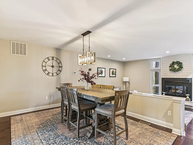 578 Foxpaw Trl — Photo 3
