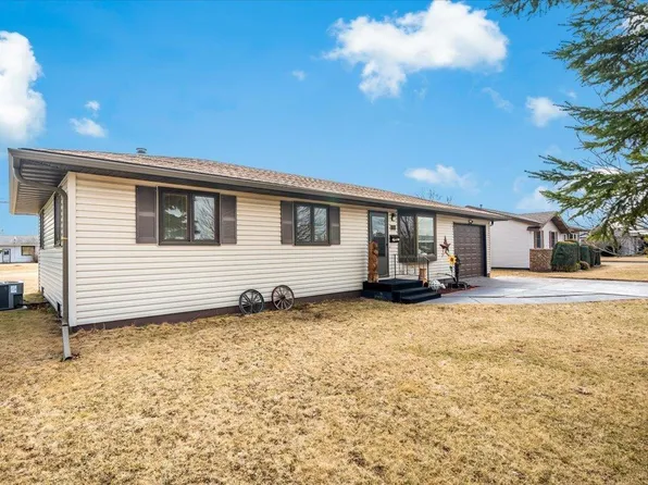 2914 Ogden Ave, Superior, WI 54880