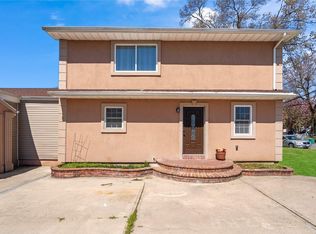 84 Woodland Ave, Central Islip, NY 11722