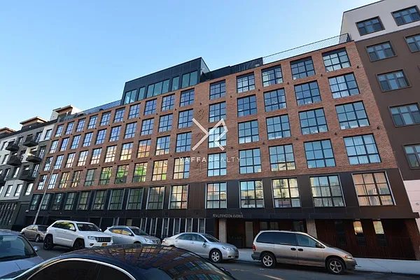 Rented by Yaffa Realty LLC | media 80