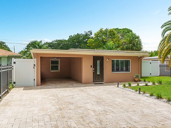 3rd image of 824 NW 19th Terrace