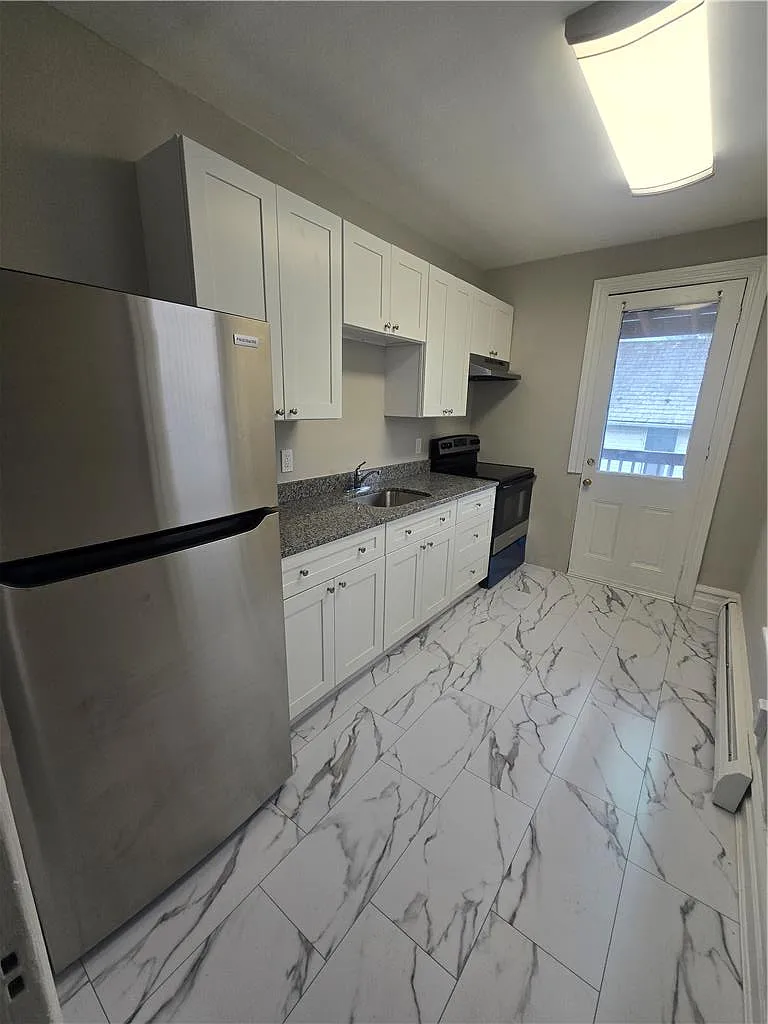 1 bed, 1.0 bath, 1150 sqft, $1,375 — Photo 4