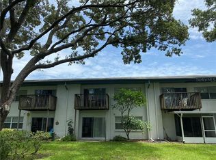 7700 92nd St APT 207, Seminole, FL 33777