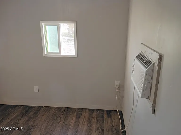 21030 N 24th Ave — Photo 13