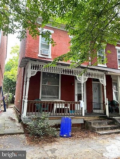 1st image of 223 N 15th St
