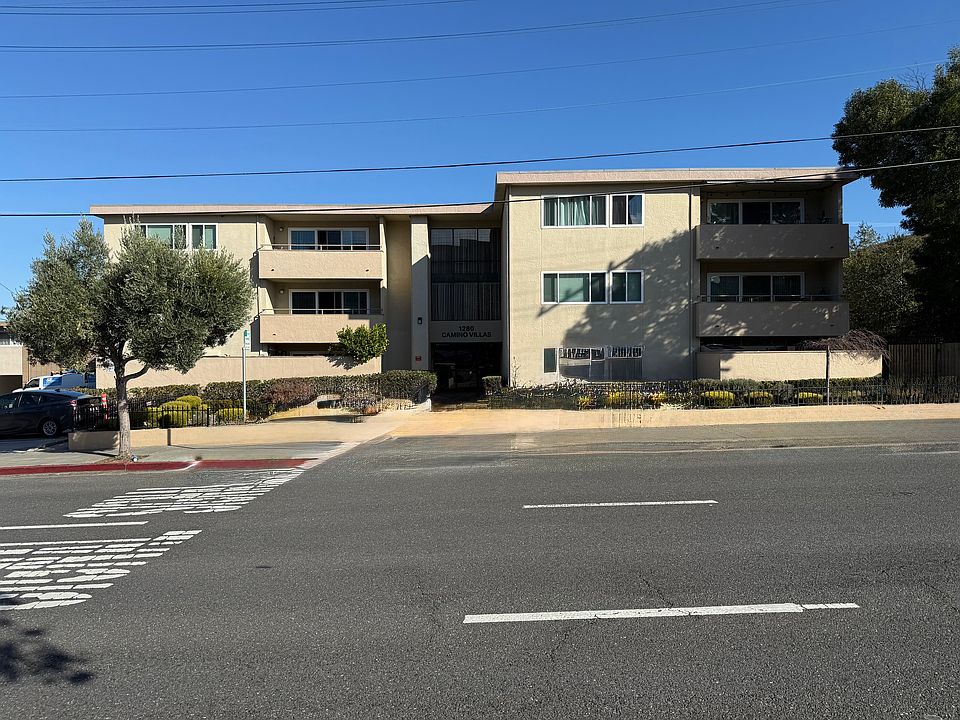Front of Building on El Camino Real
