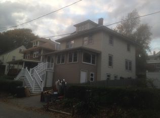 13 Mayflower Rd, Hull, MA 02045