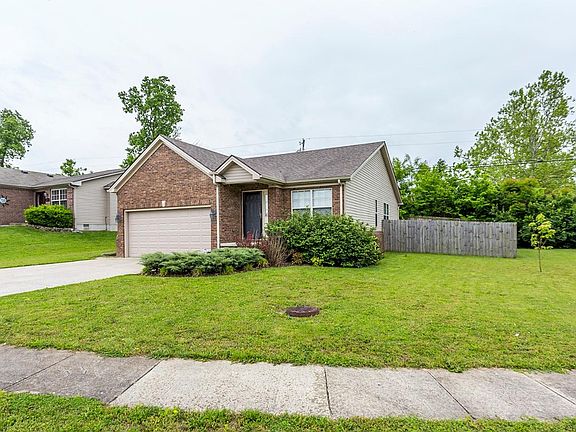 2nd image of 125 Lynwood Dr