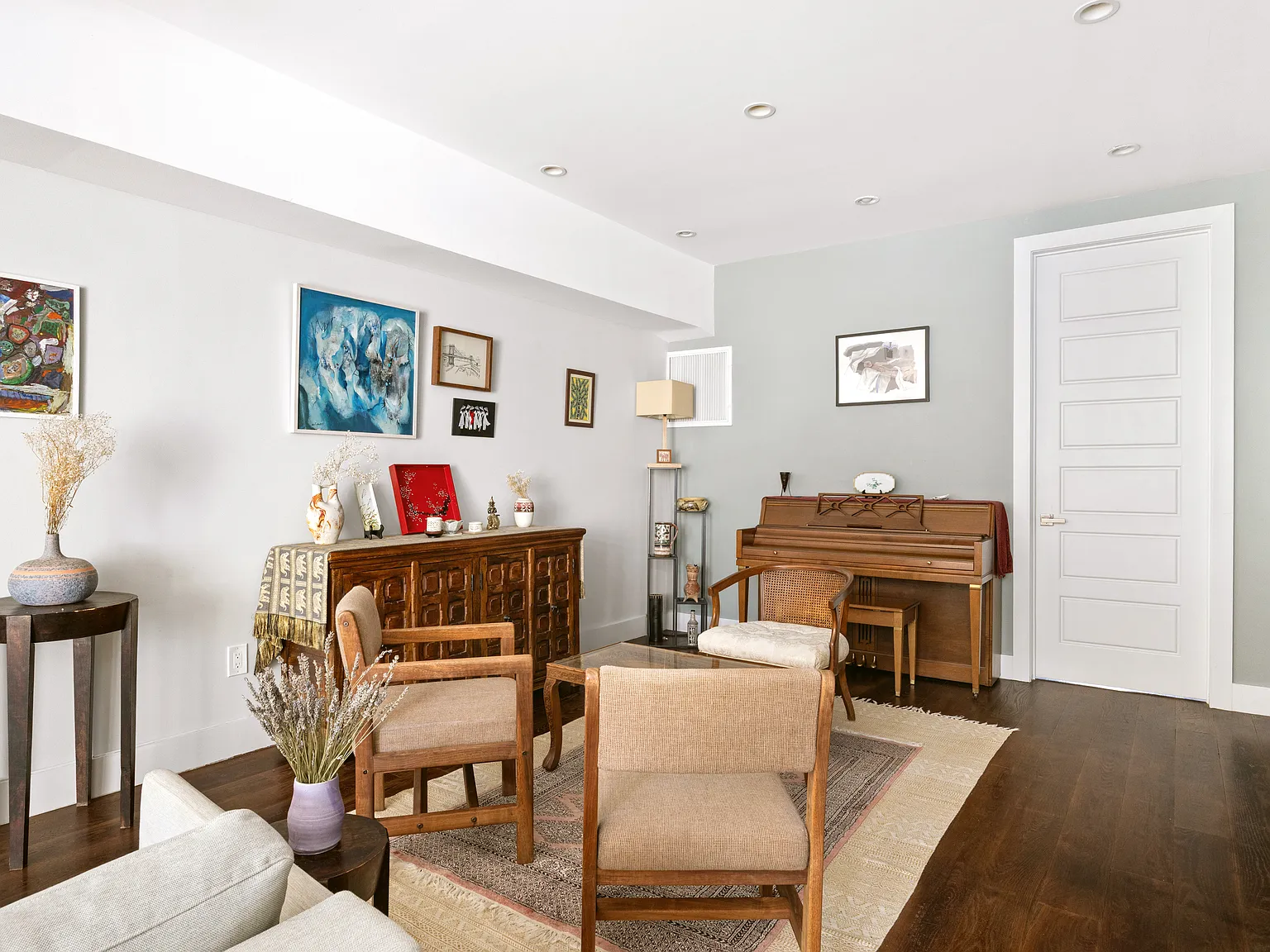 15 Wolcott Street — Photo 3