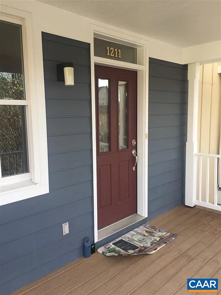 4 bed, 2.5 bath, 1457 sqft, $4,200 — Photo 3