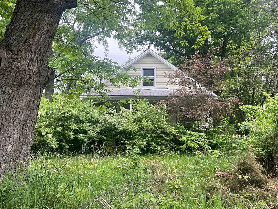 1st image of 174 Camden Ave