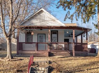 249 S 27th St, Belleville, IL