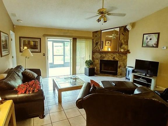 4th image of 2862 Denmarsh Ct