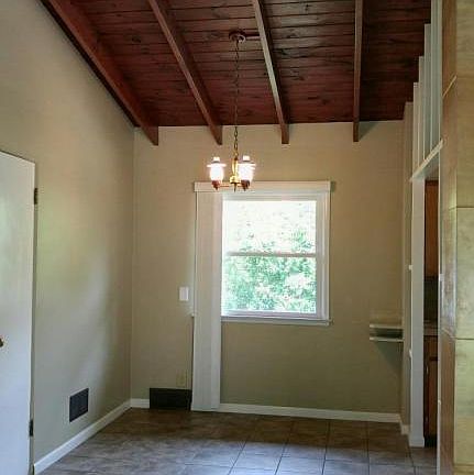 5th image of 3439 McCracken St