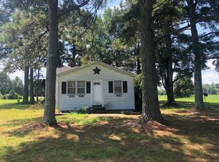 9341 Little Low Ground Rd, Emporia, VA 23847