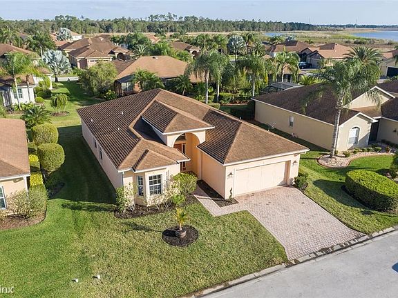4th image of 4241 Roebelenii Dr