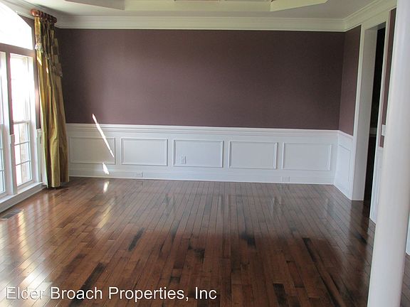 3rd image of 9325 Stonebridge Way