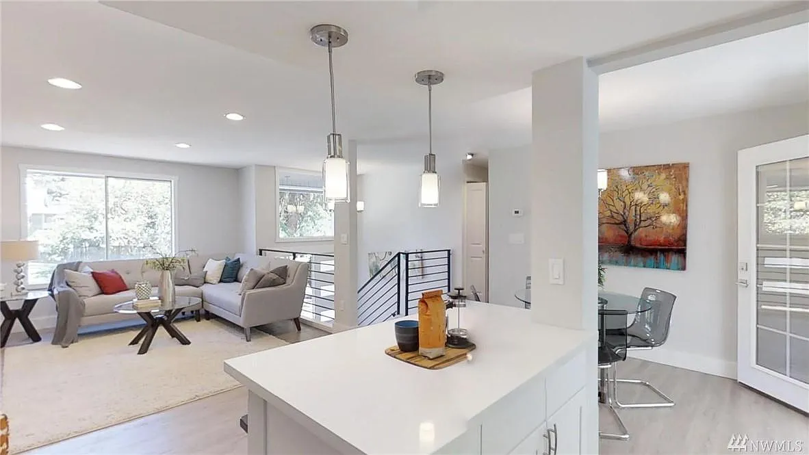 5 bed, 2140 sqft, $4,500 — Photo 4