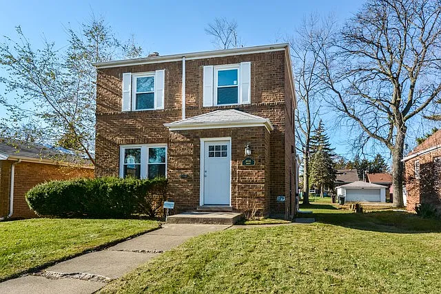 14316 S Wabash Ave photo 1