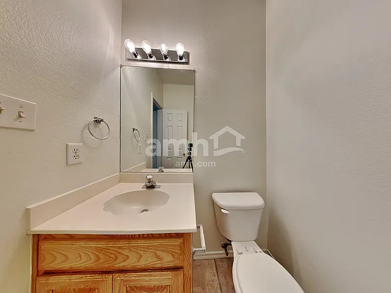1481 Apenzell Ln — Photo 9