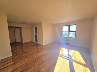 141-20 84th Dr #7B, Jamaica, NY 11435