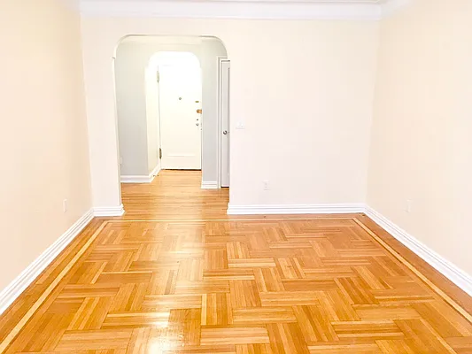 Rented by Showcase Realty | media 13