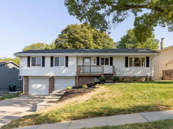 13906 Pine St, Omaha, NE 68144